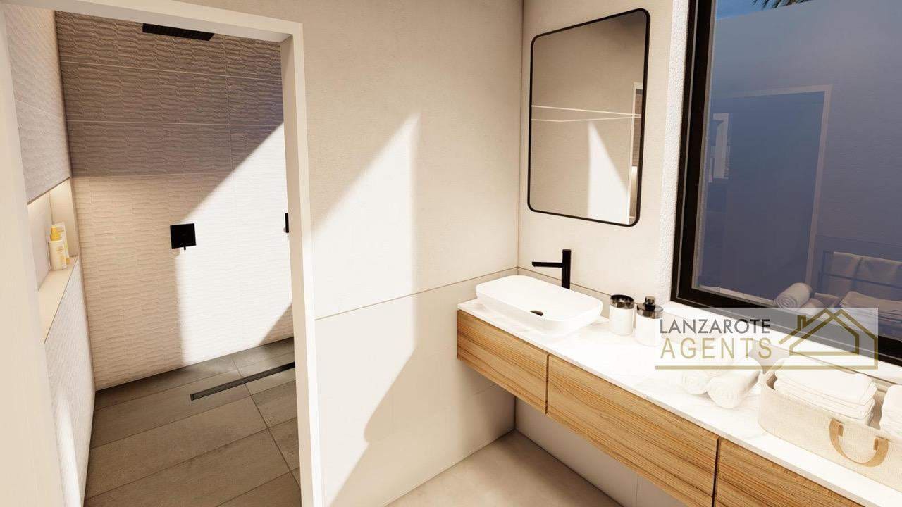 4 soveværelse Villa til salg i Costa Teguise med garage - € 825.000 (Ref: 9588478)