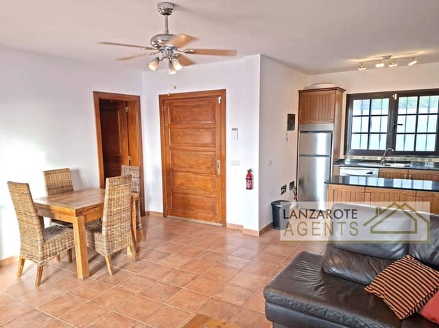 3 makuuhuone Huvila myytävänä paikassa Playa Blanca, Yaiza - 445 000 € (Ref: 9588479)