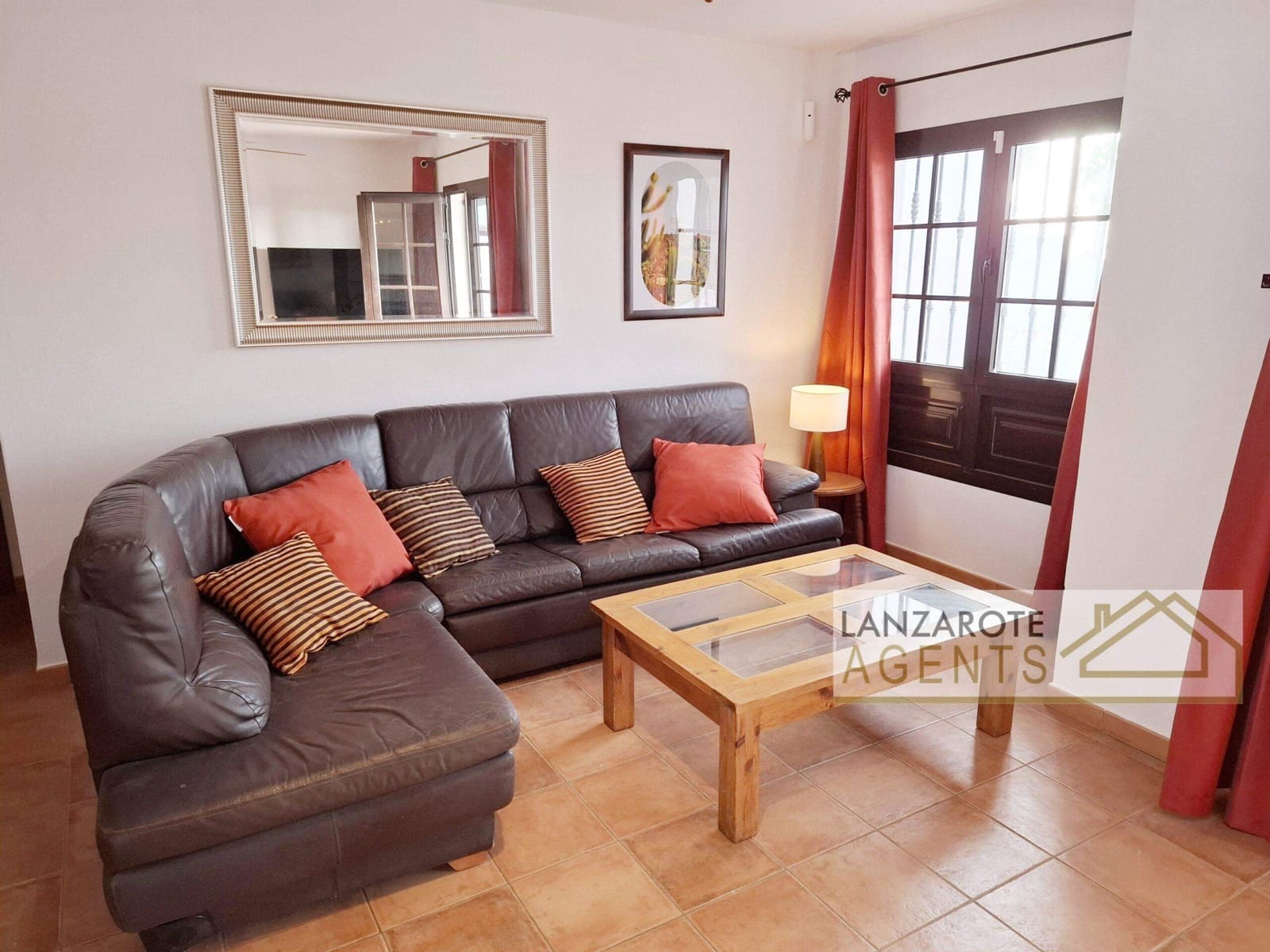 3 makuuhuone Huvila myytävänä paikassa Playa Blanca - 445 000 € (Ref: 9588479)