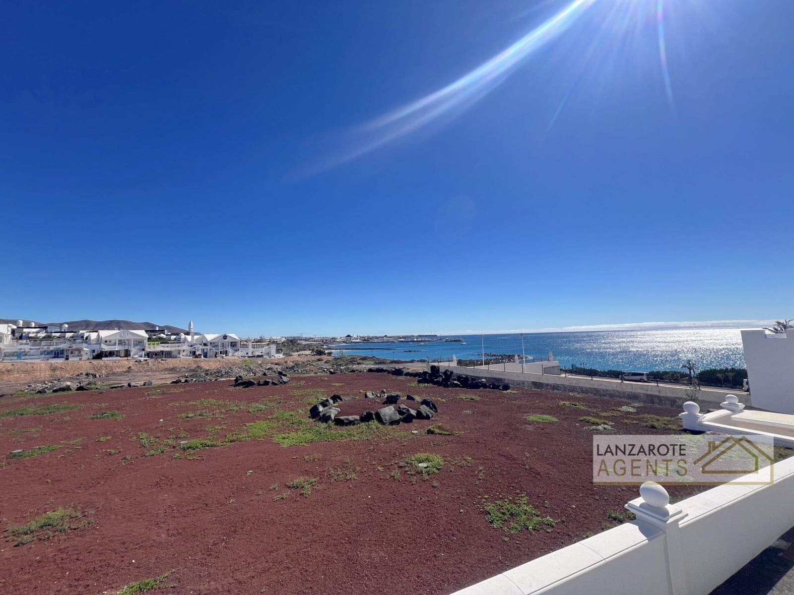 2 slaapkamer Appartement te koop in Playa Blanca - € 269.000 (Ref: 9598206)