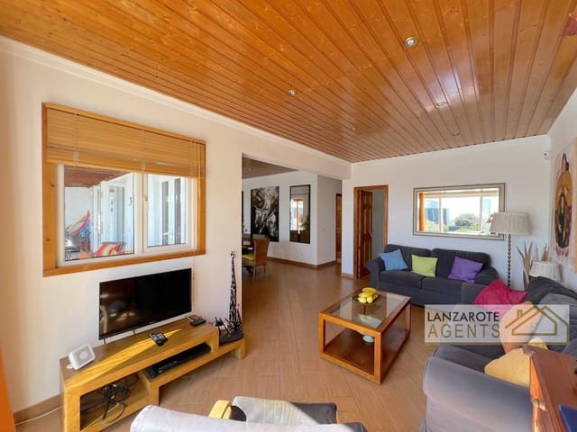 4 chambre Villa/Maison à vendre à Playa Blanca, Yaiza - 545 000 € (Ref: 9610211)