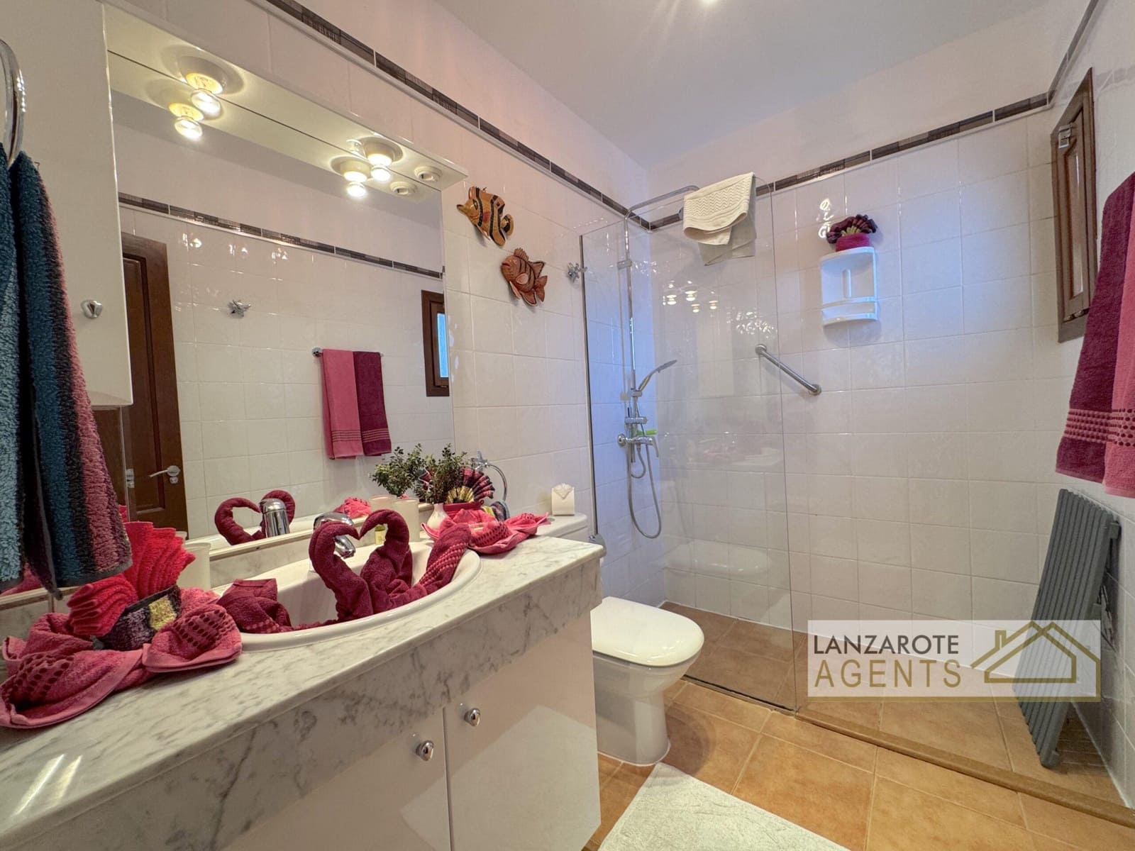 3 soveværelse Villa til salg i Playa Blanca med swimmingpool - € 499.000 (Ref: 9652395)