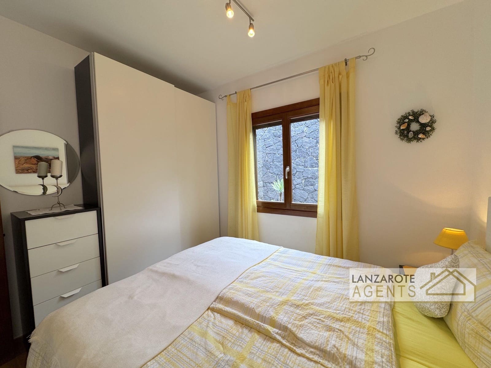 3 soveværelse Villa til salg i Playa Blanca med swimmingpool - € 499.000 (Ref: 9652395)
