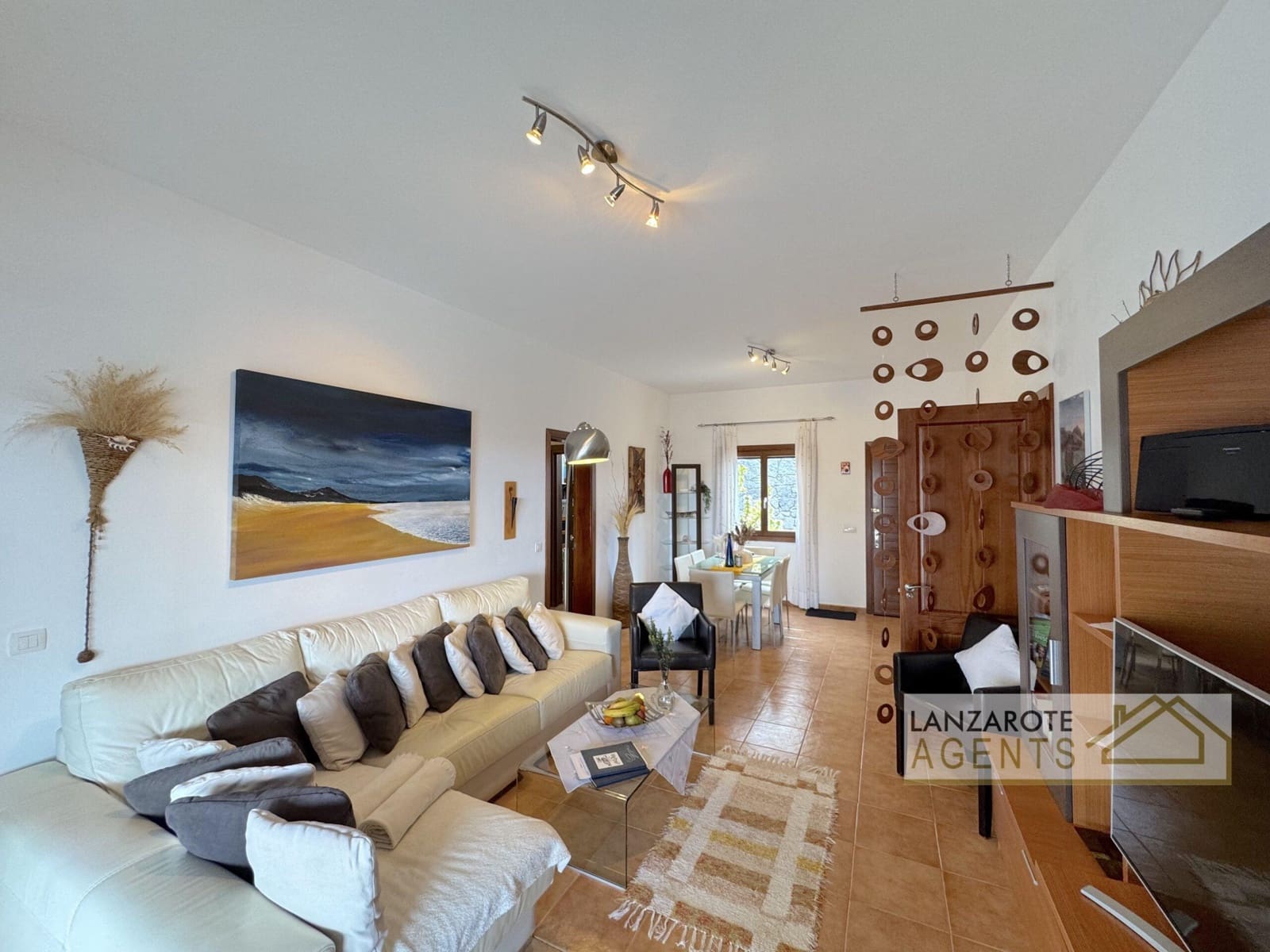 3 soveværelse Villa til salg i Playa Blanca med swimmingpool - € 499.000 (Ref: 9652395)