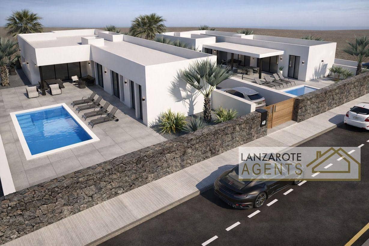 4 bedroom Villa for sale in Playa Blanca - € 1,280,000 (Ref: 9671104)