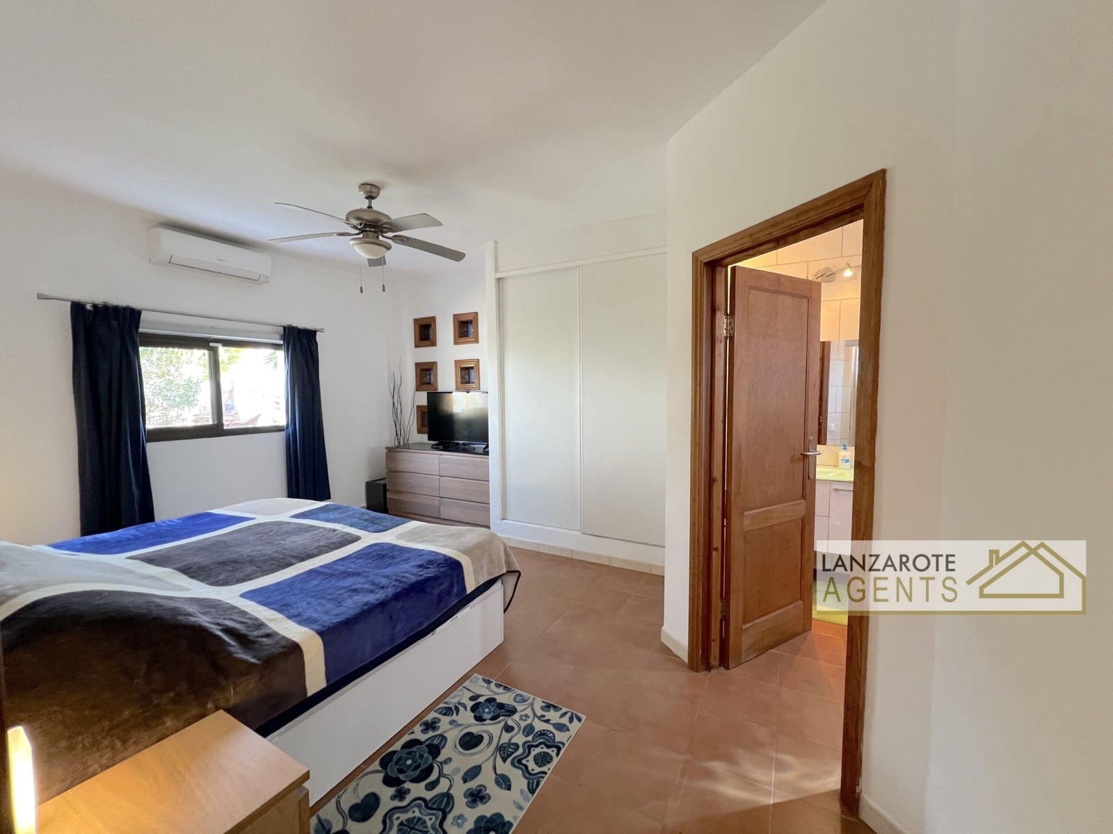 3 sypialnia Willa na sprzedaż w Playa Blanca z garażem - 544 995 € (Ref: 9691448)