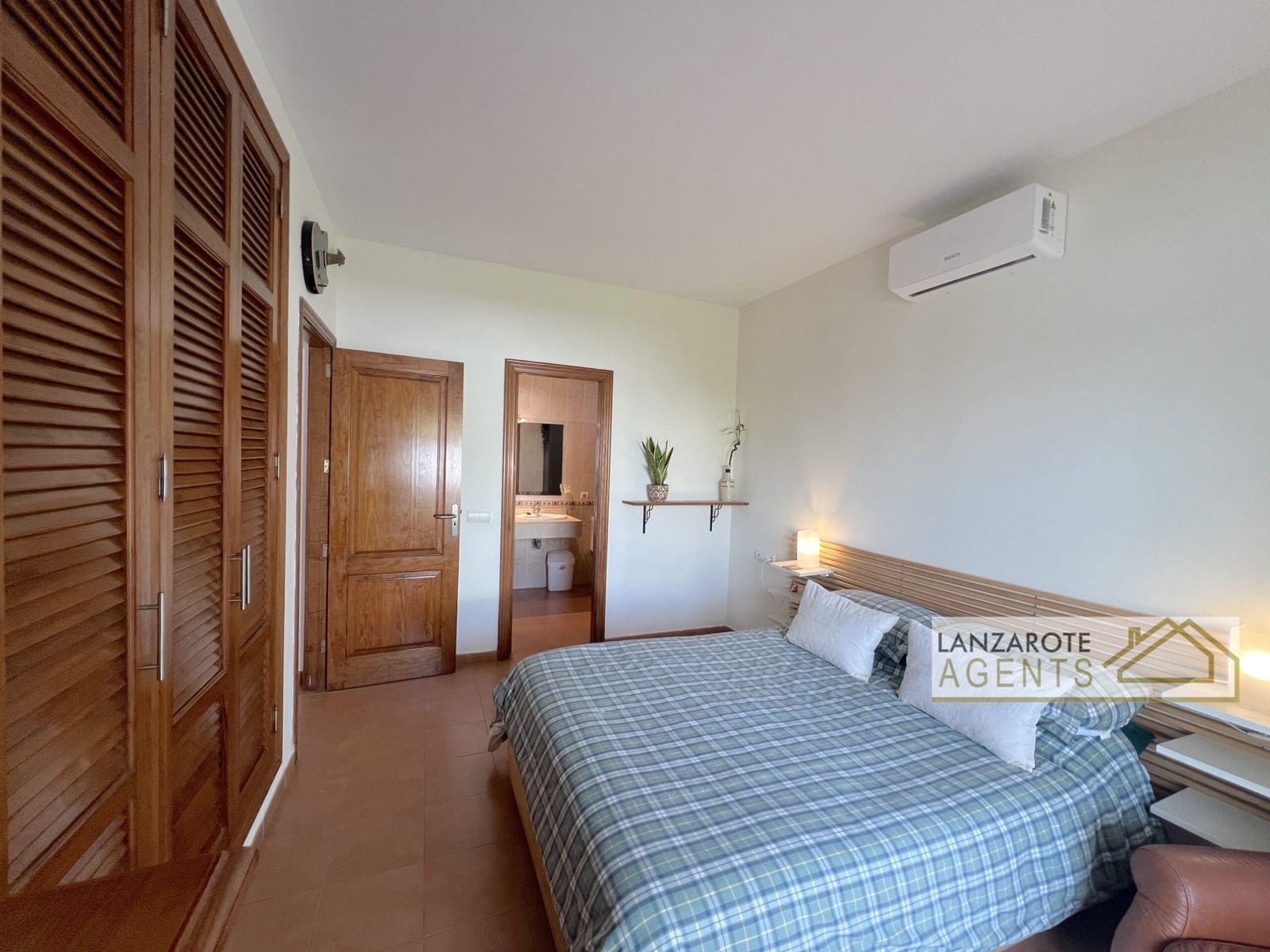 3 sypialnia Willa na sprzedaż w Playa Blanca z garażem - 544 995 € (Ref: 9691448)