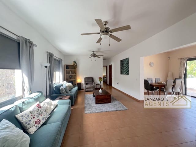 3 quarto Moradia para venda em Playa Blanca, Yaiza com garagem - 544 995 € (Ref: 9691448)