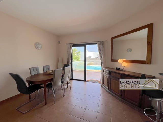 3 quarto Moradia para venda em Playa Blanca, Yaiza com garagem - 544 995 € (Ref: 9691448)