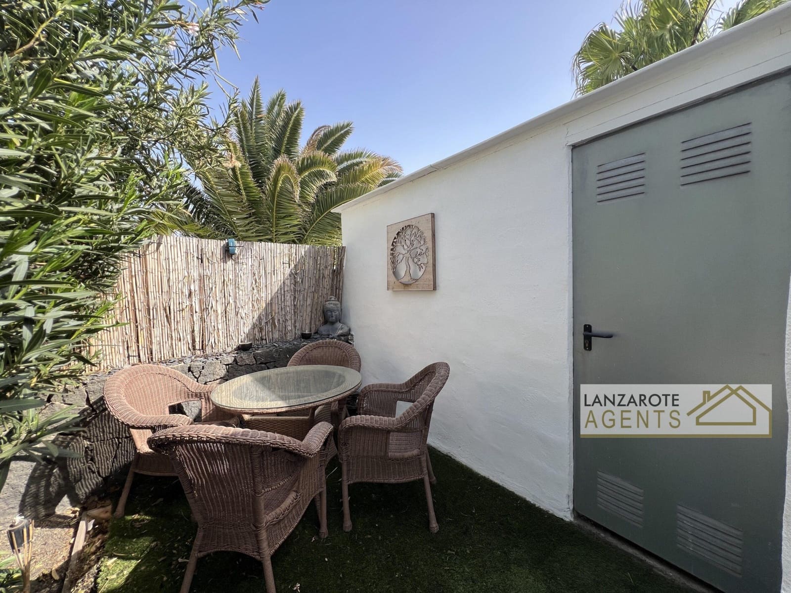 3 sypialnia Willa na sprzedaż w Playa Blanca z garażem - 544 995 € (Ref: 9691448)