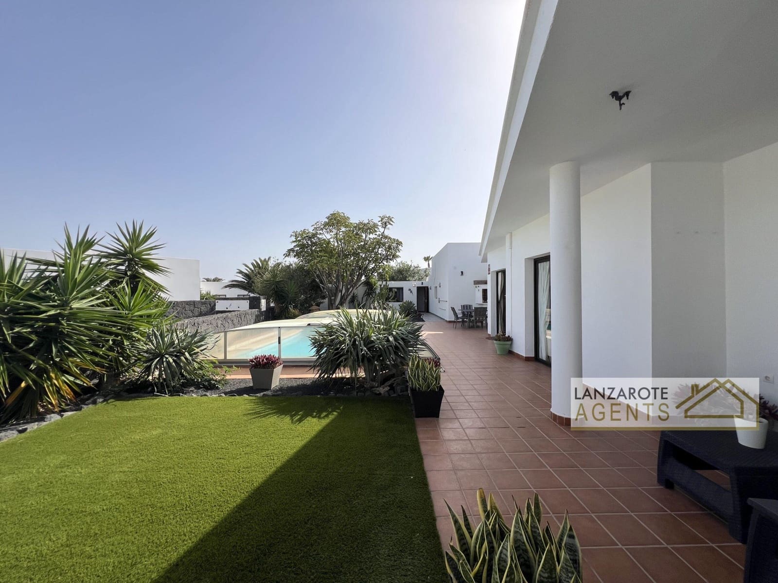 3 sypialnia Willa na sprzedaż w Playa Blanca z garażem - 544 995 € (Ref: 9691448)