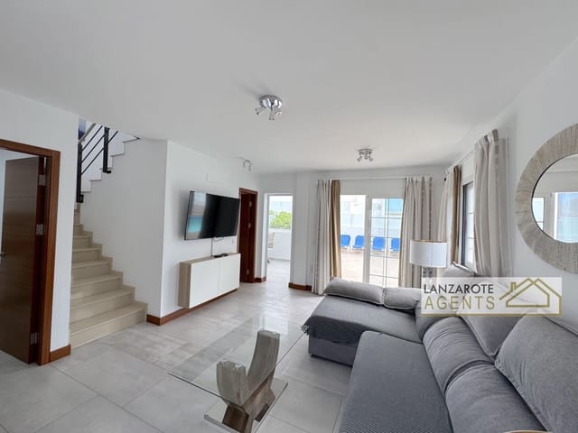 2 sovrum Villa till salu i Playa Blanca, Yaiza - 475 000 € (Ref: 9720320)