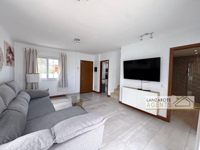 2 sovrum Villa till salu i Playa Blanca, Yaiza - 475 000 € (Ref: 9720320)