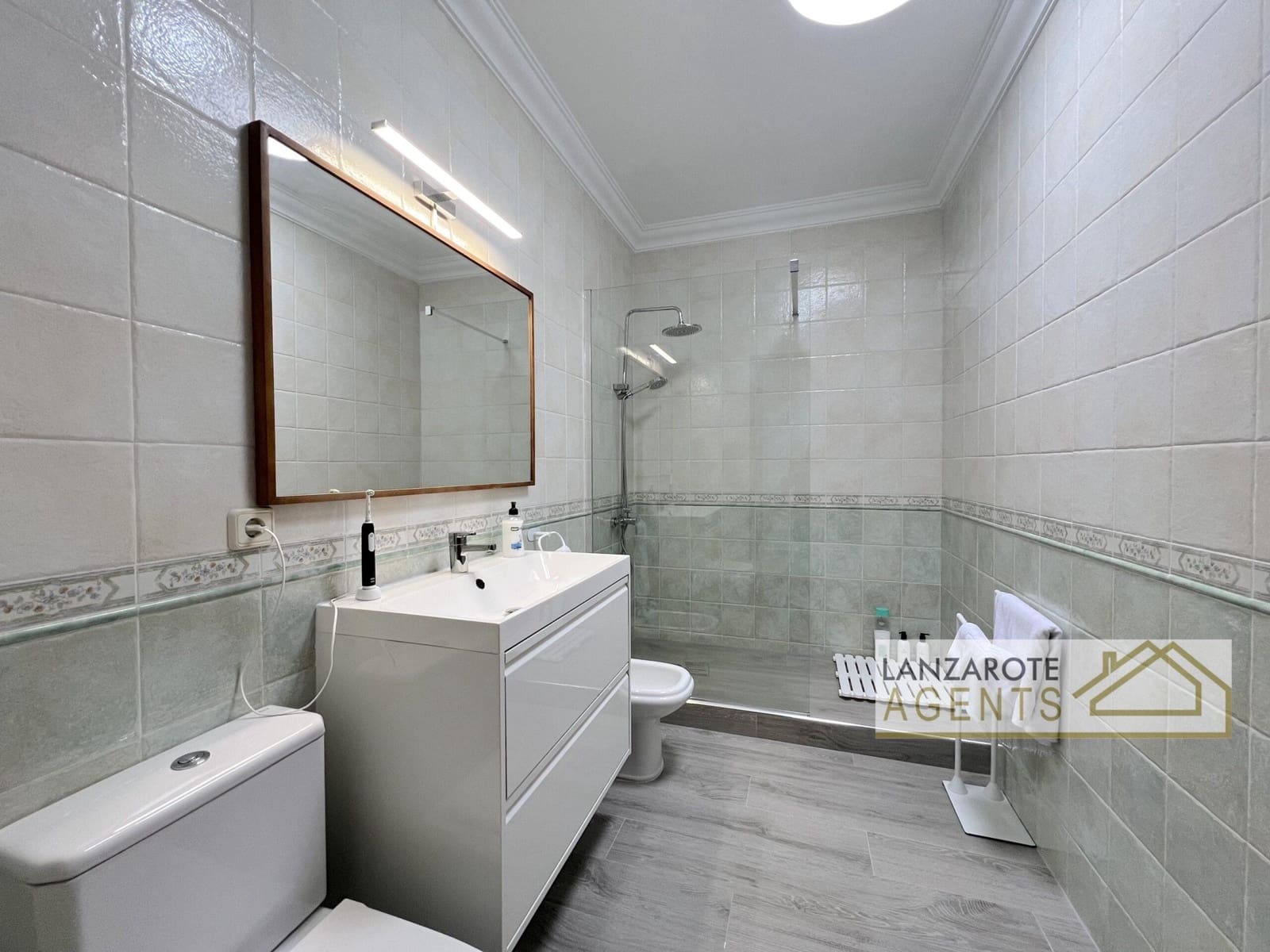 1 bedroom Apartment for sale in Playa Blanca - € 295,000 (Ref: 9726936)