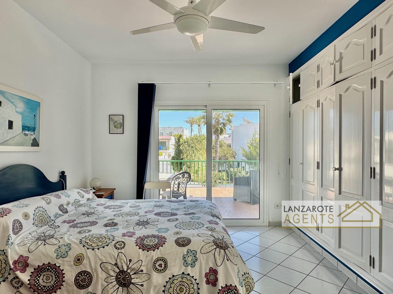 3 bedroom Villa for sale in Yaiza - € 580,000 (Ref: 9736163)