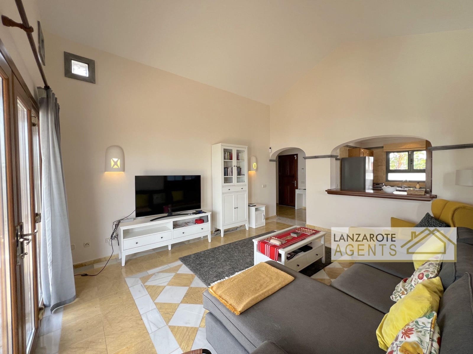 2 Zimmer Villa zu verkaufen in Playa Blanca mit Pool - 482.000 € (Ref: 9760099)