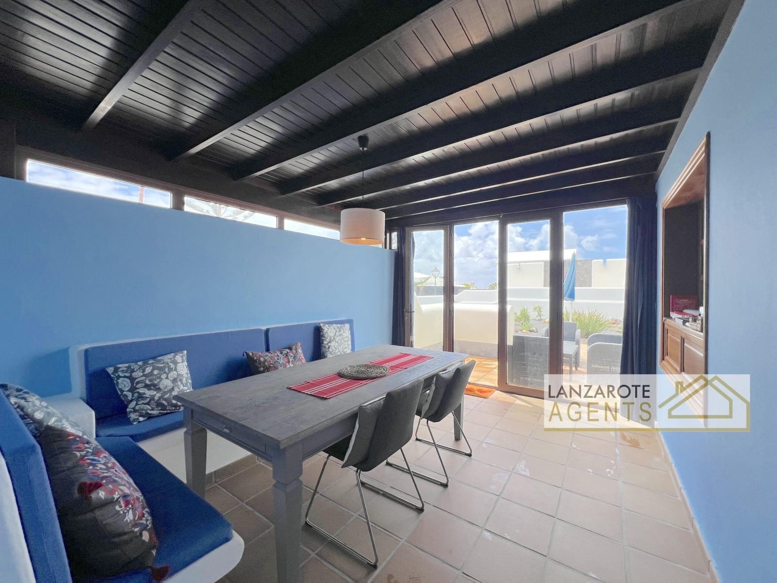 2 Zimmer Villa zu verkaufen in Playa Blanca mit Pool - 482.000 € (Ref: 9760099)