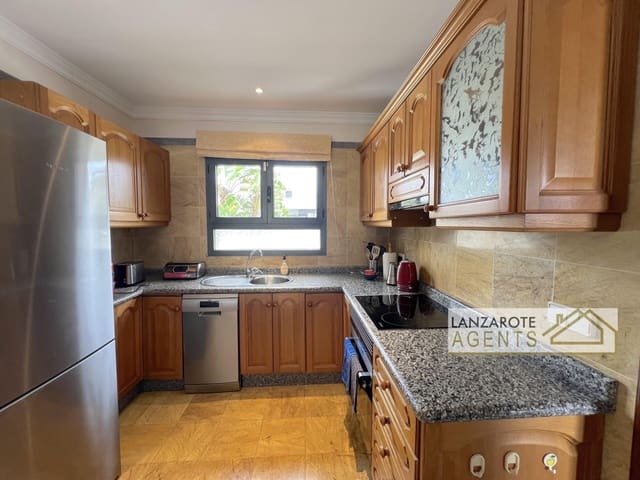 2 Zimmer Villa zu verkaufen in Playa Blanca, Yaiza mit Pool - 482.000 € (Ref: 9760099)
