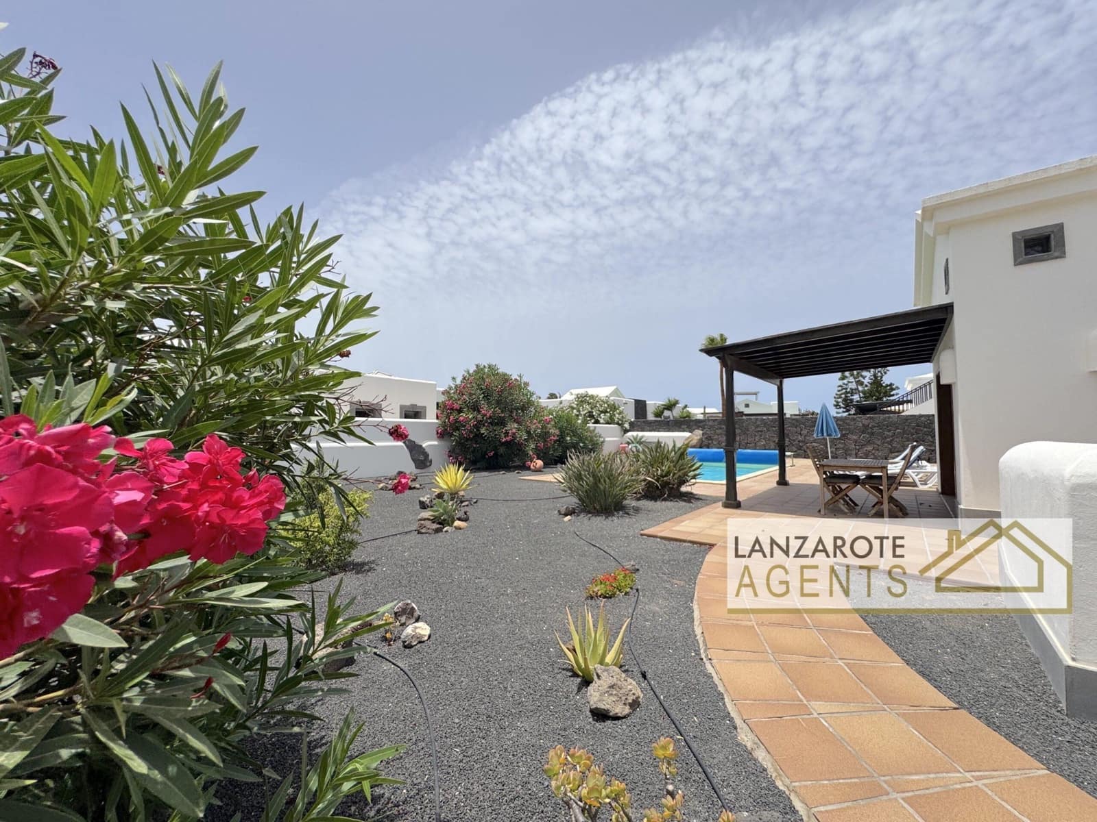 2 Zimmer Villa zu verkaufen in Playa Blanca mit Pool - 482.000 € (Ref: 9760099)