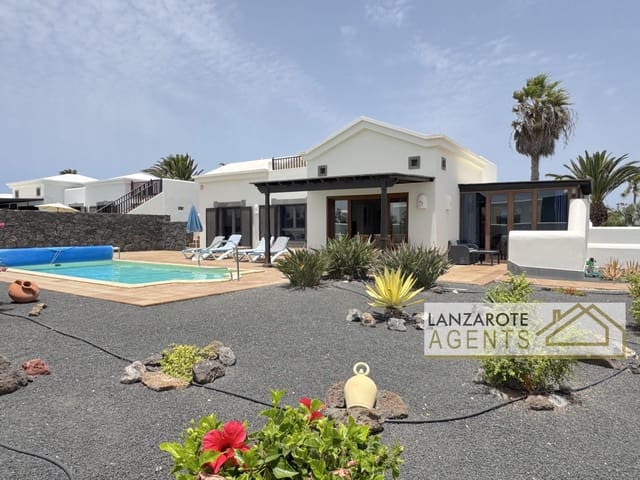 2 Zimmer Villa zu verkaufen in Playa Blanca, Yaiza mit Pool - 482.000 € (Ref: 9760099)