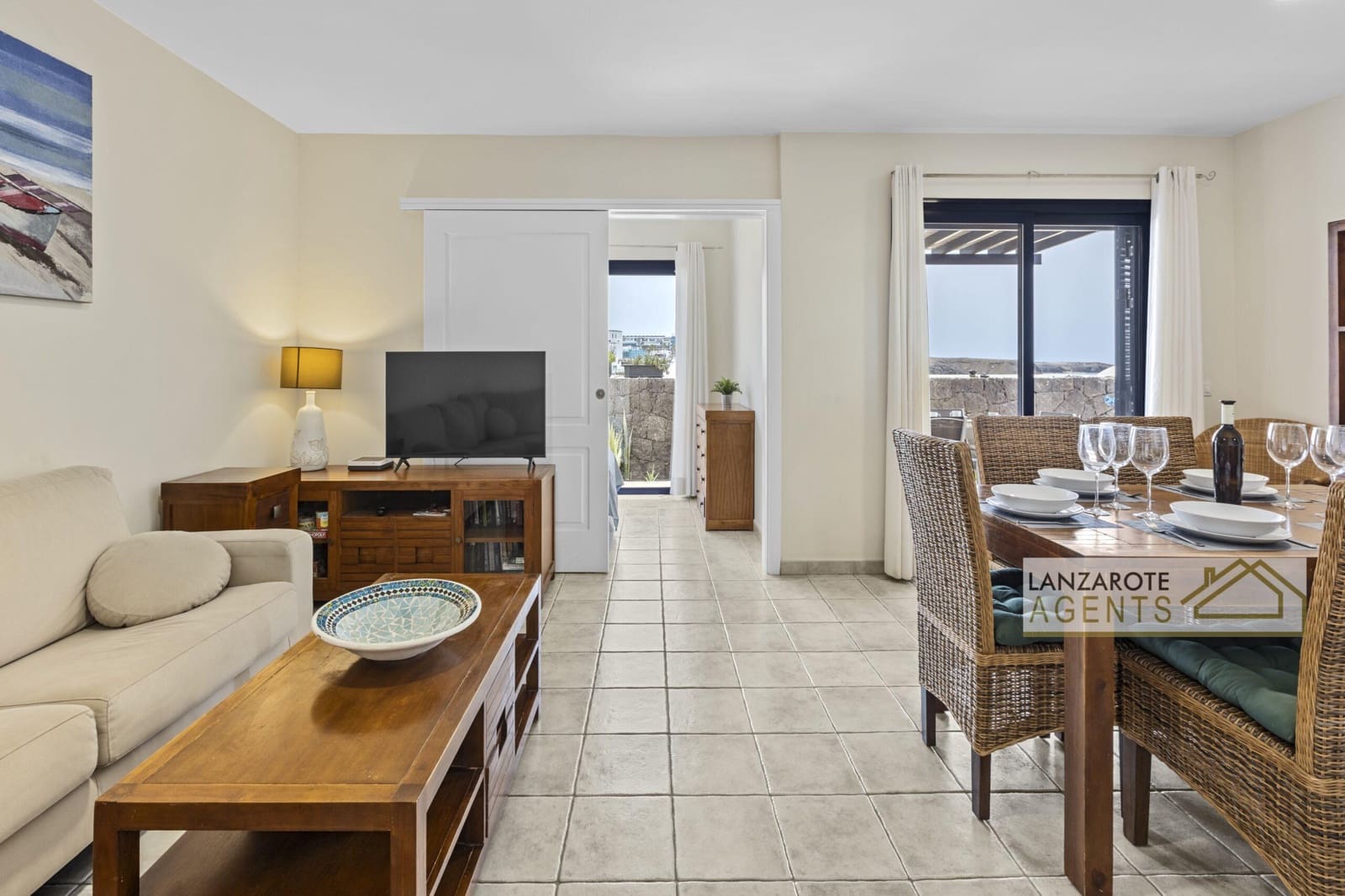 4 soveværelse Villa til salg i Playa Blanca med swimmingpool garage - € 590.000 (Ref: 9762388)