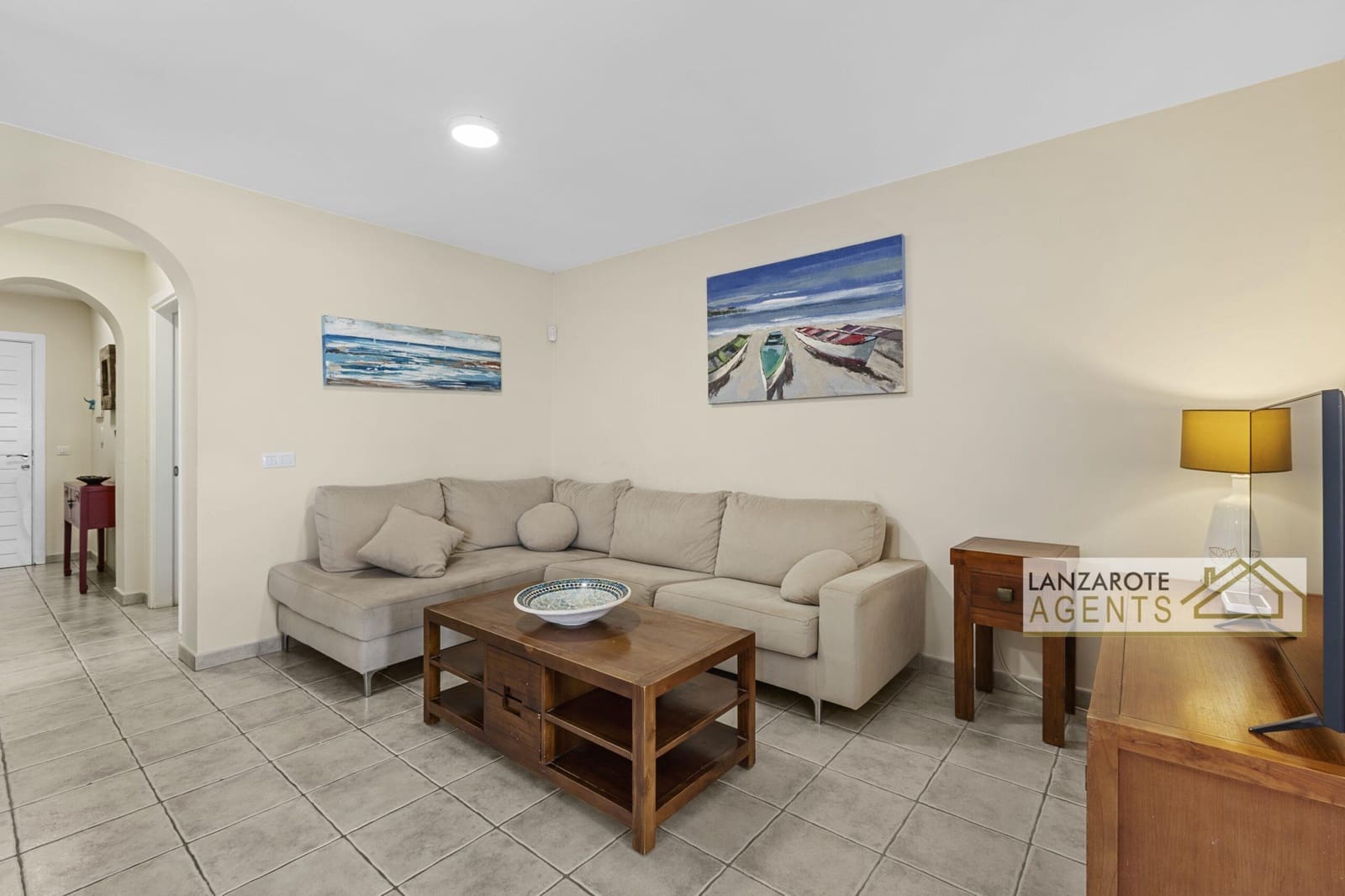 4 soveværelse Villa til salg i Playa Blanca med swimmingpool garage - € 590.000 (Ref: 9762388)