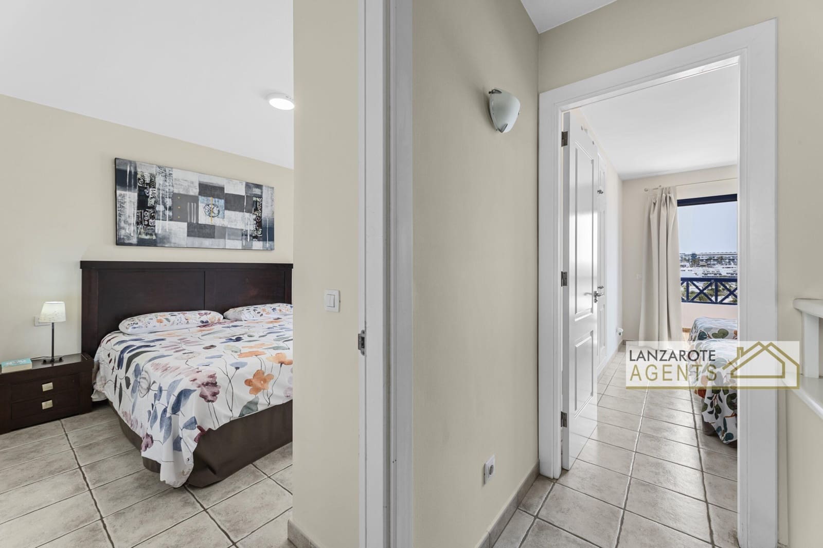 4 soveværelse Villa til salg i Playa Blanca med swimmingpool garage - € 590.000 (Ref: 9762388)