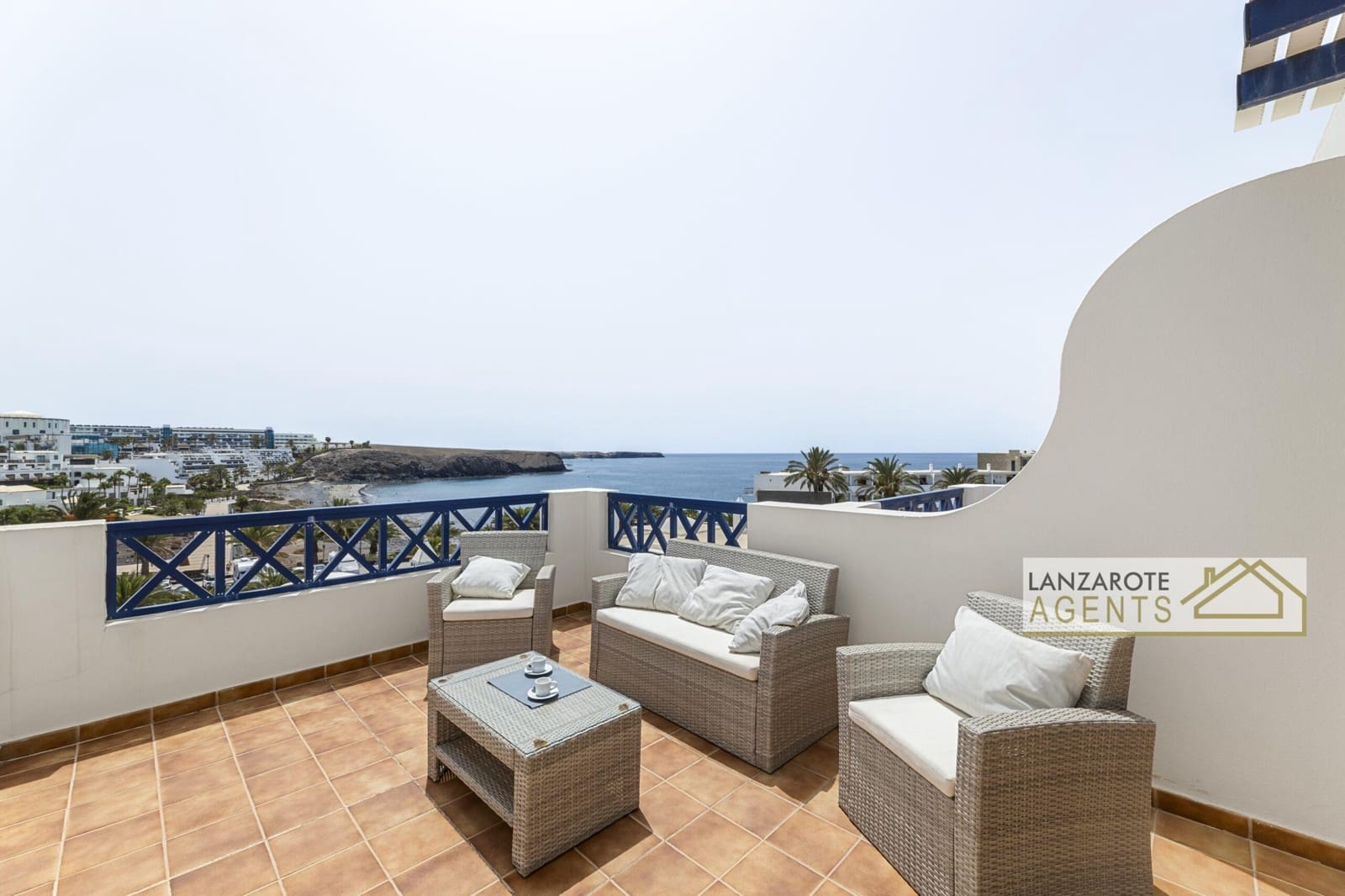 4 soveværelse Villa til salg i Playa Blanca med swimmingpool garage - € 590.000 (Ref: 9762388)