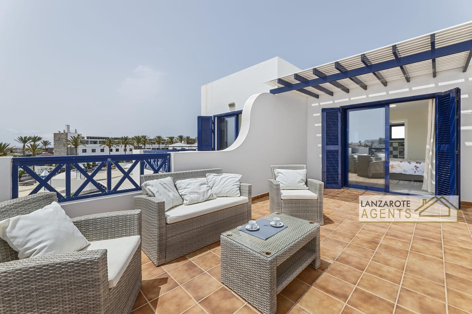 4 soveværelse Villa til salg i Playa Blanca med swimmingpool garage - € 590.000 (Ref: 9762388)