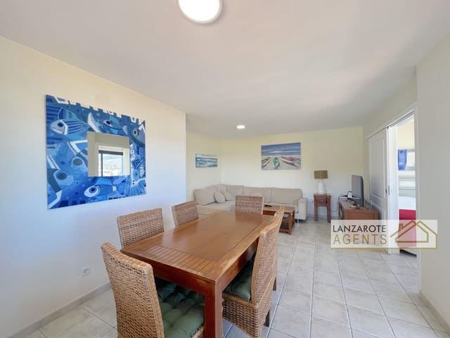 4 soveværelse Villa til salg i Playa Blanca, Yaiza med swimmingpool garage - € 590.000 (Ref: 9762388)