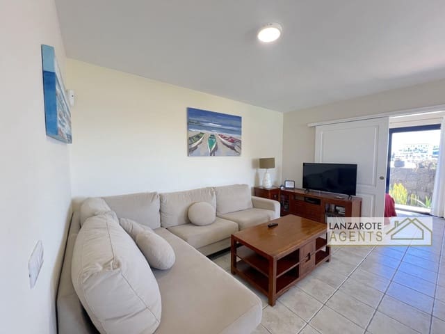 4 soveværelse Villa til salg i Playa Blanca, Yaiza med swimmingpool garage - € 590.000 (Ref: 9762388)