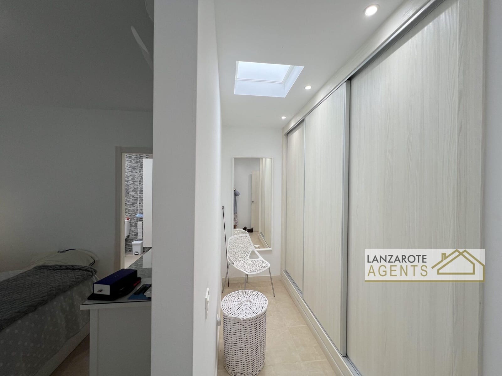 3 soveværelse Villa til salg i Playa Blanca med swimmingpool - € 465.000 (Ref: 9770987)