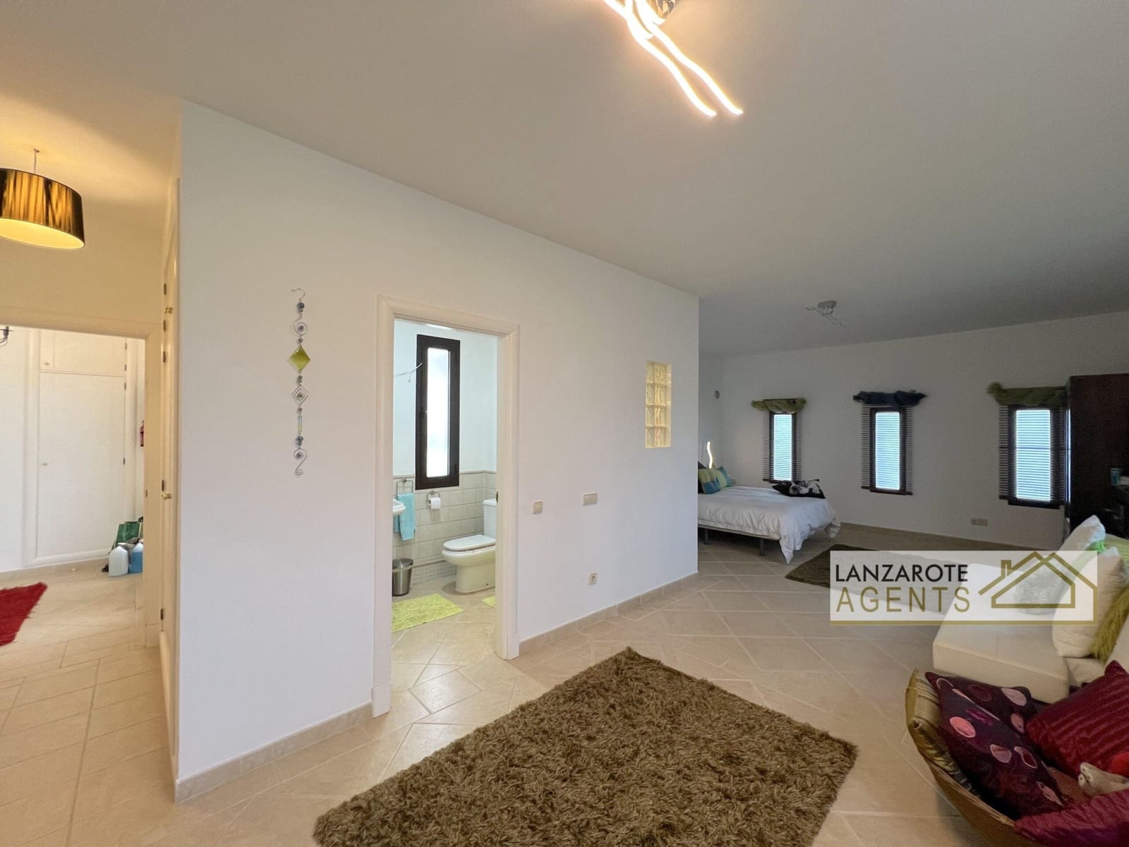 3 makuuhuone Huvila myytävänä paikassa Playa Blanca - 525 000 € (Ref: 9775936)