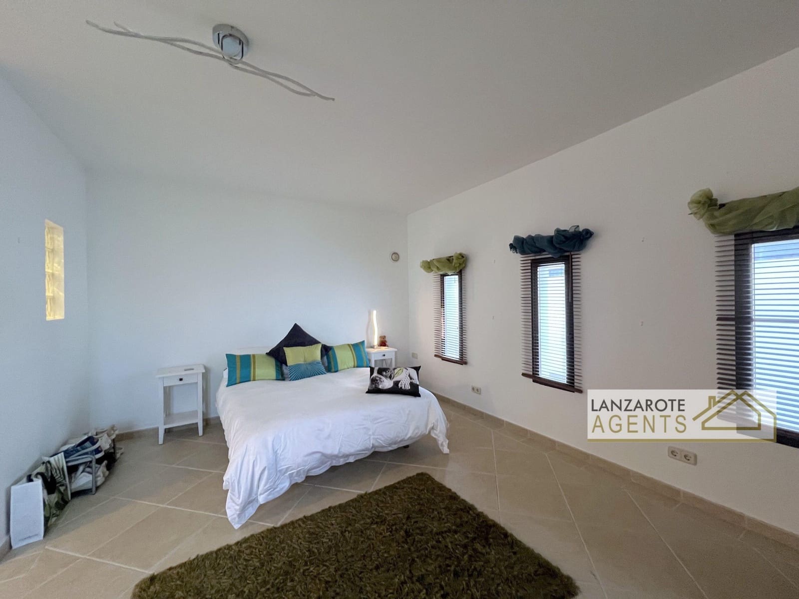 3 makuuhuone Huvila myytävänä paikassa Playa Blanca - 525 000 € (Ref: 9775936)