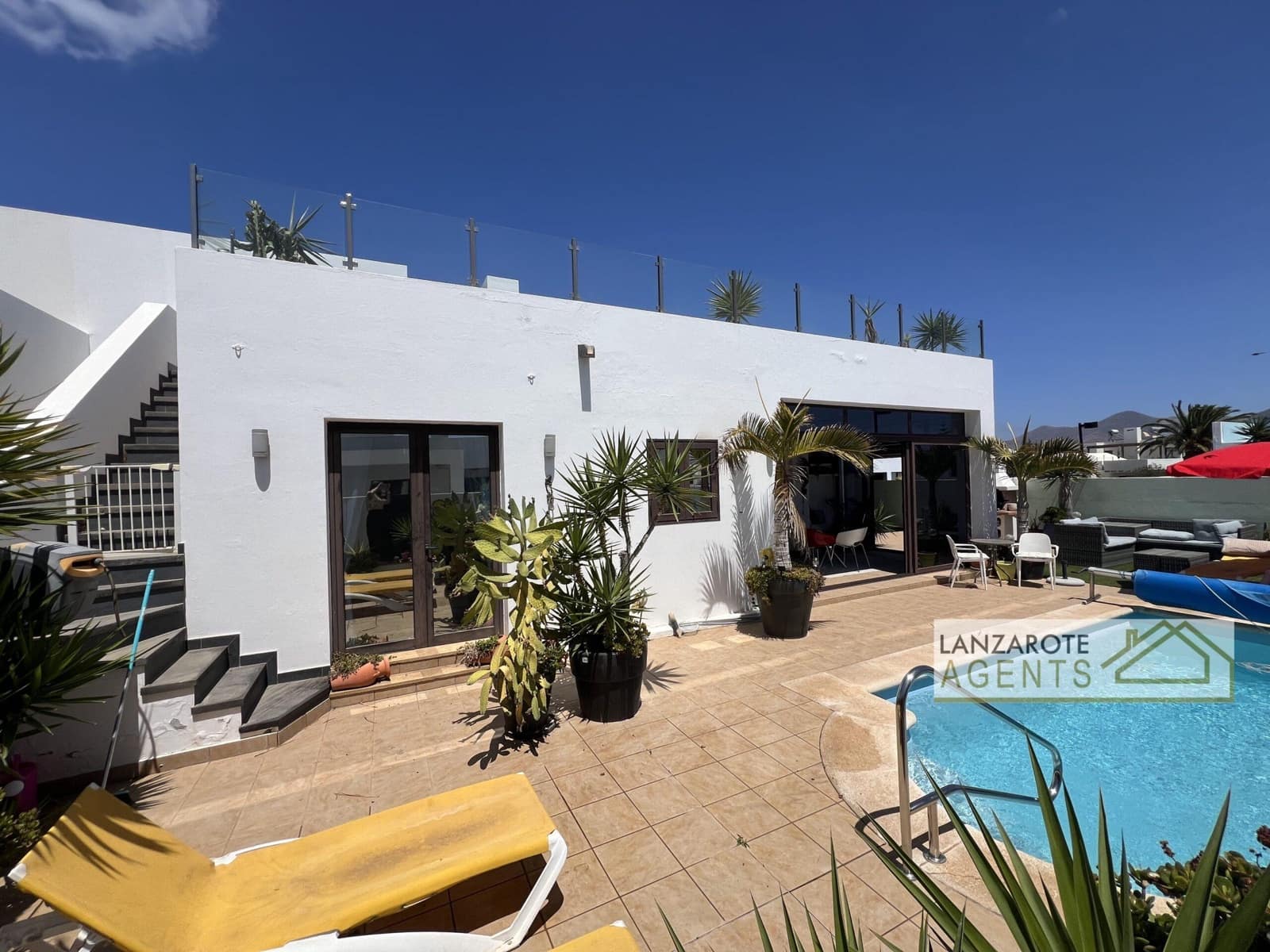 3 makuuhuone Huvila myytävänä paikassa Playa Blanca - 525 000 € (Ref: 9775936)