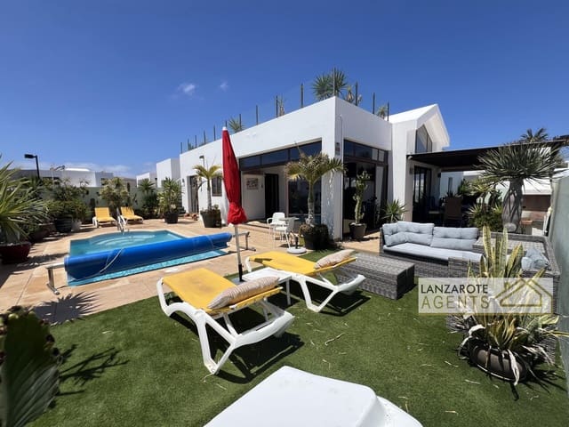 3 Zimmer Villa zu verkaufen in Playa Blanca, Yaiza mit Pool - 499.000 € (Ref: 9775936)