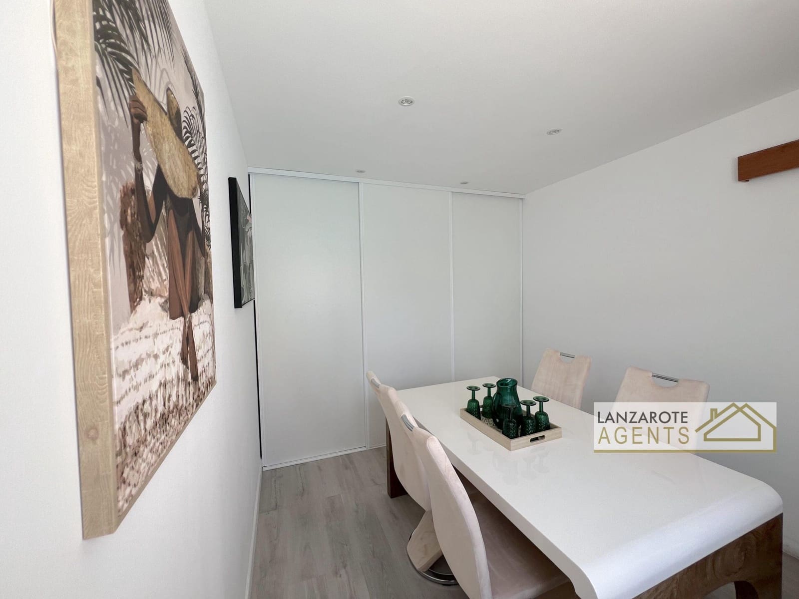 2 soveværelse Villa til salg i Playa Blanca med garage - € 450.000 (Ref: 9793366)