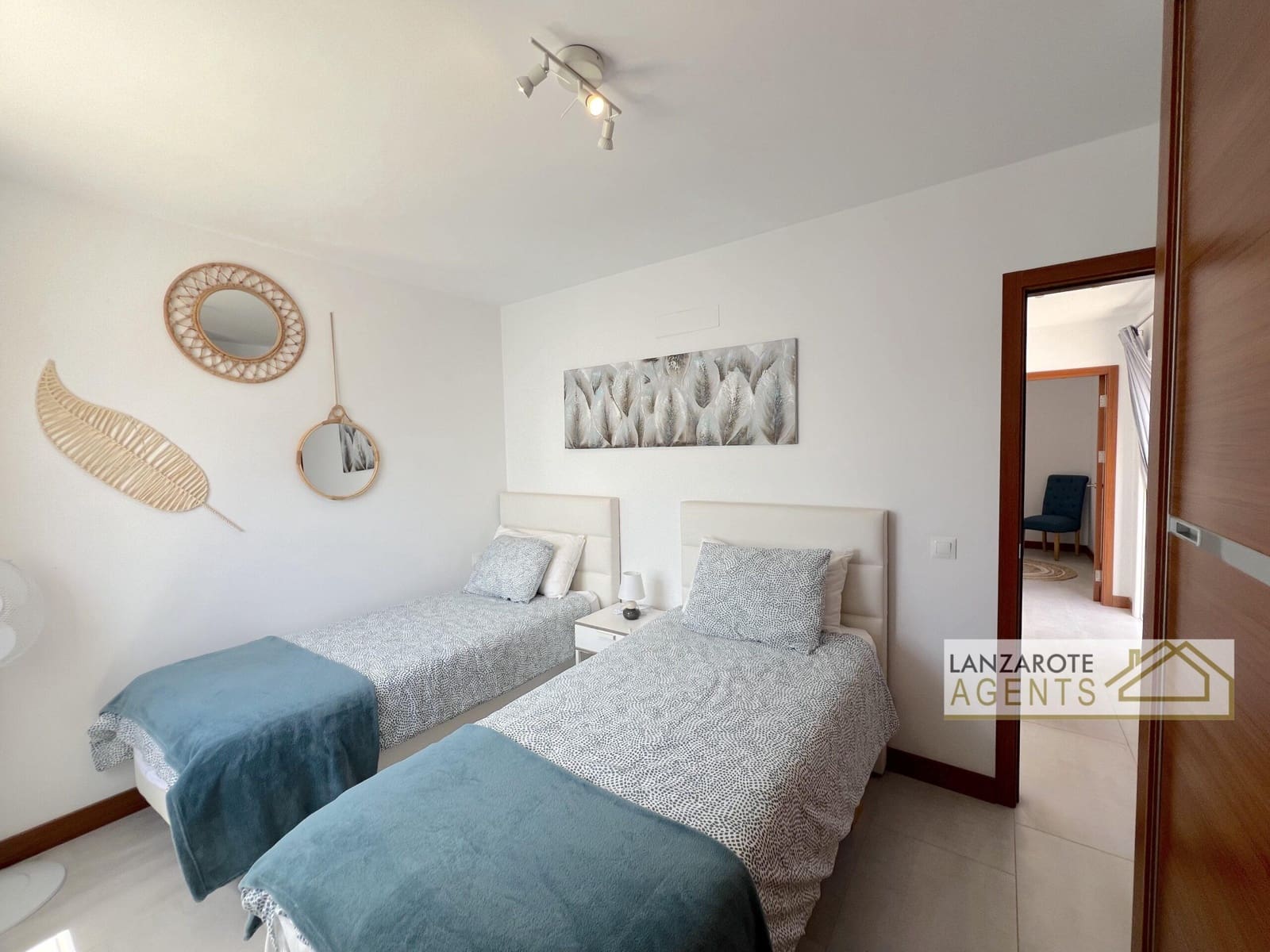 2 soveværelse Villa til salg i Playa Blanca med garage - € 450.000 (Ref: 9793366)