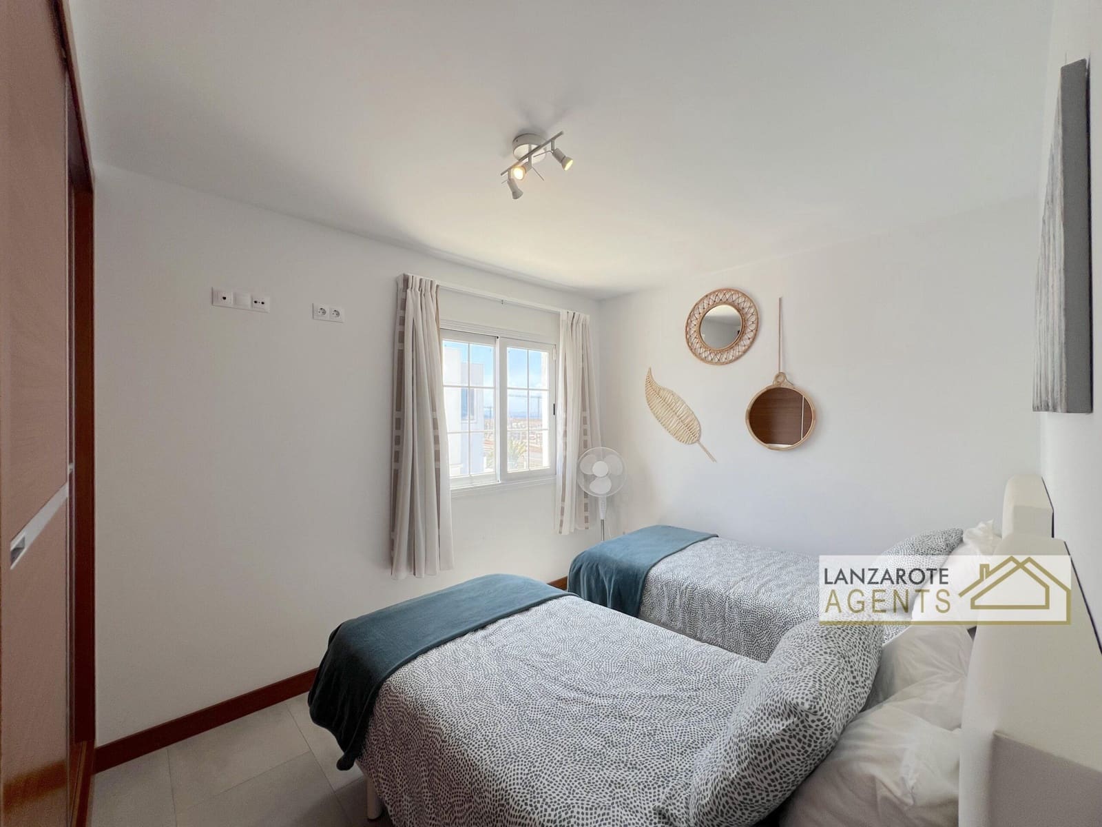 2 soveværelse Villa til salg i Playa Blanca med garage - € 450.000 (Ref: 9793366)