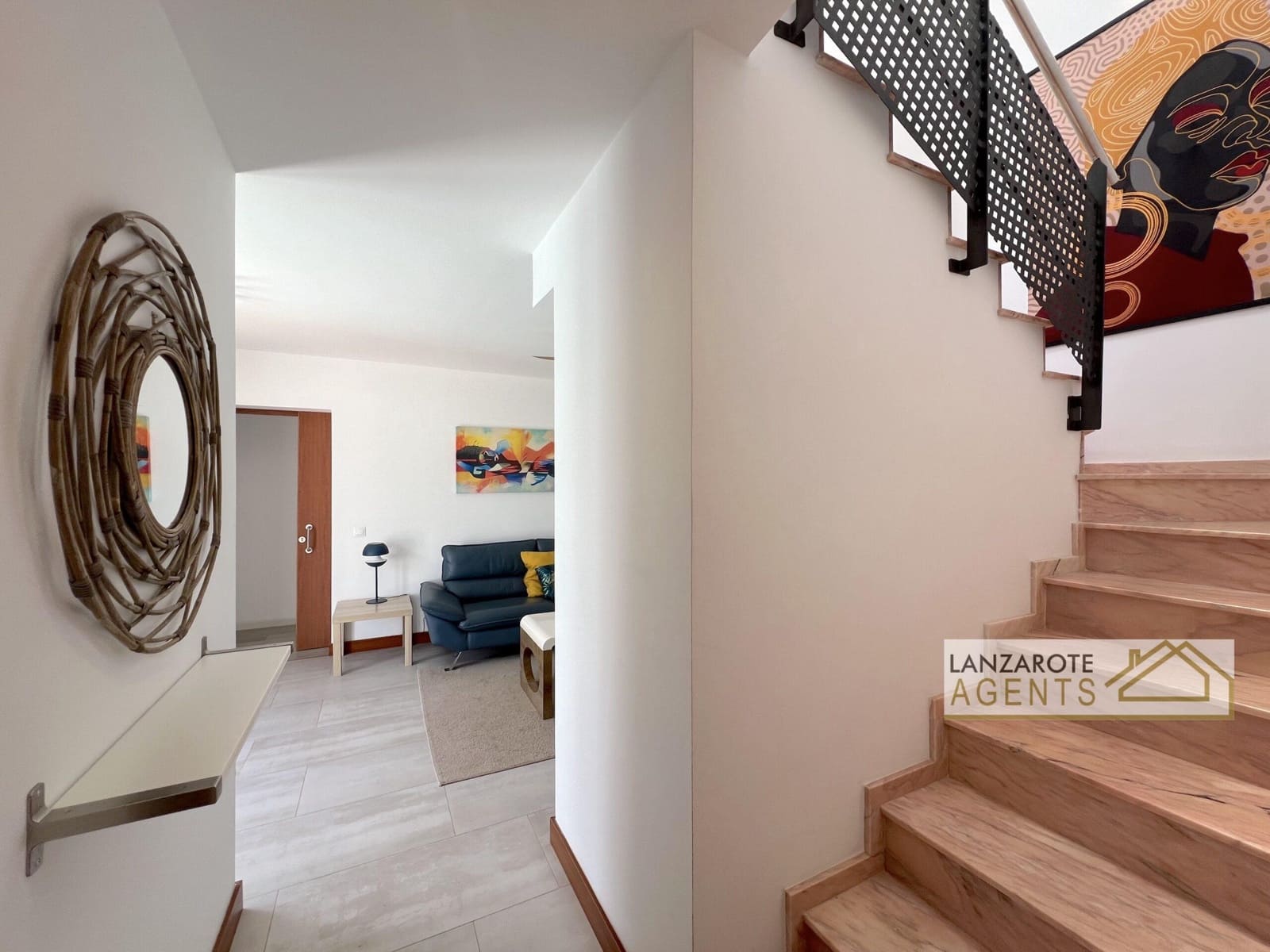 2 slaapkamer Villa te koop in Playa Blanca met garage - € 450.000 (Ref: 9793366)