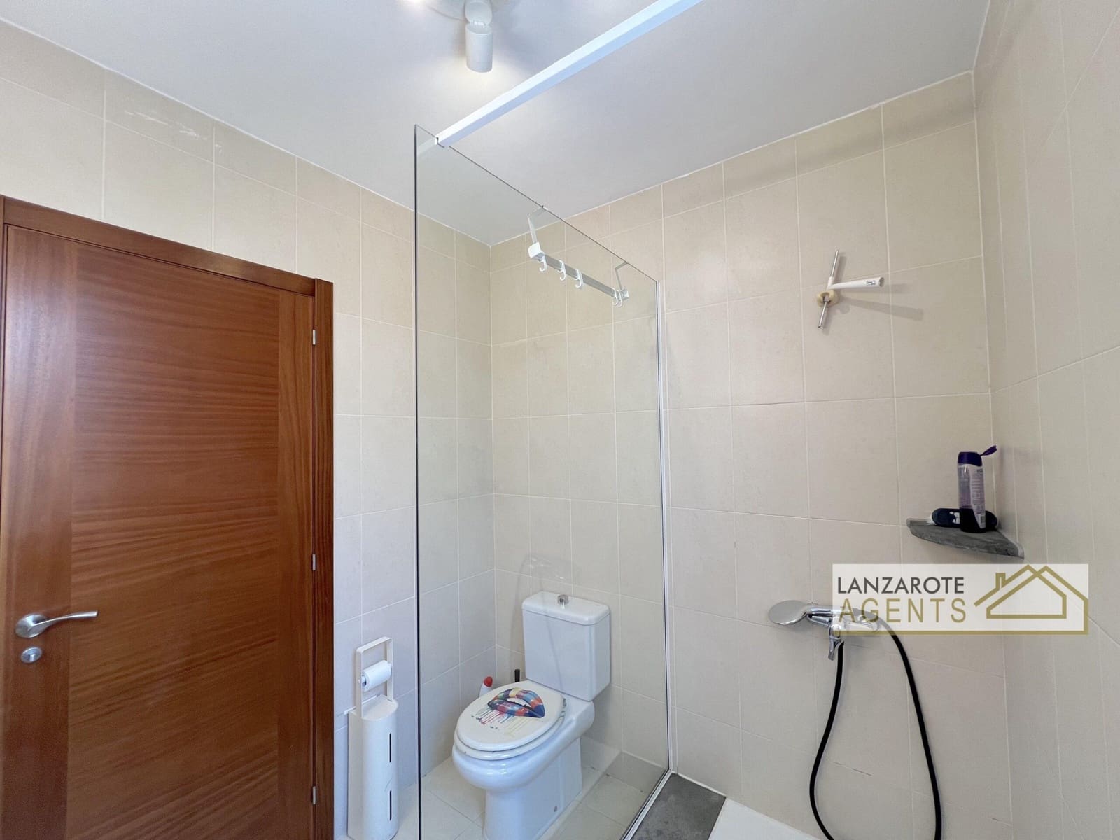 3 bedroom Villa for sale in Playa Blanca with garage - € 550,000 (Ref: 9795328)