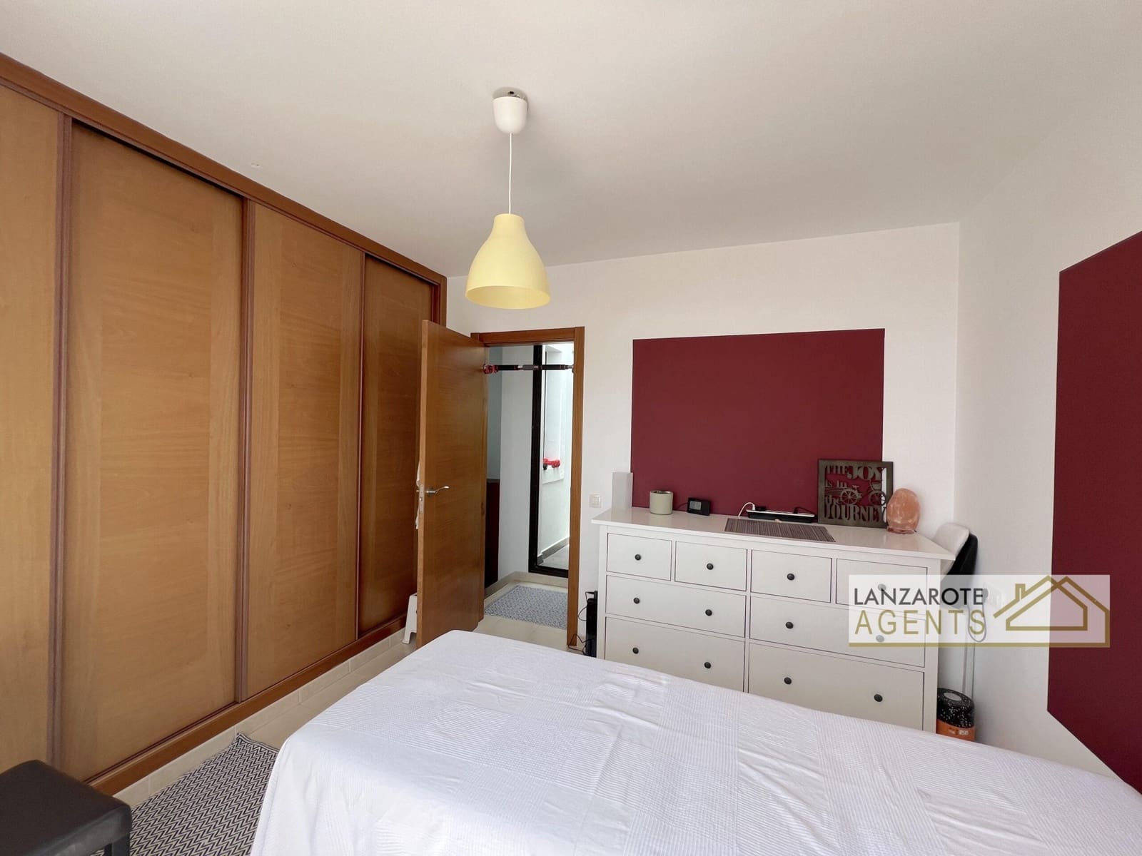 3 bedroom Villa for sale in Playa Blanca with garage - € 550,000 (Ref: 9795328)