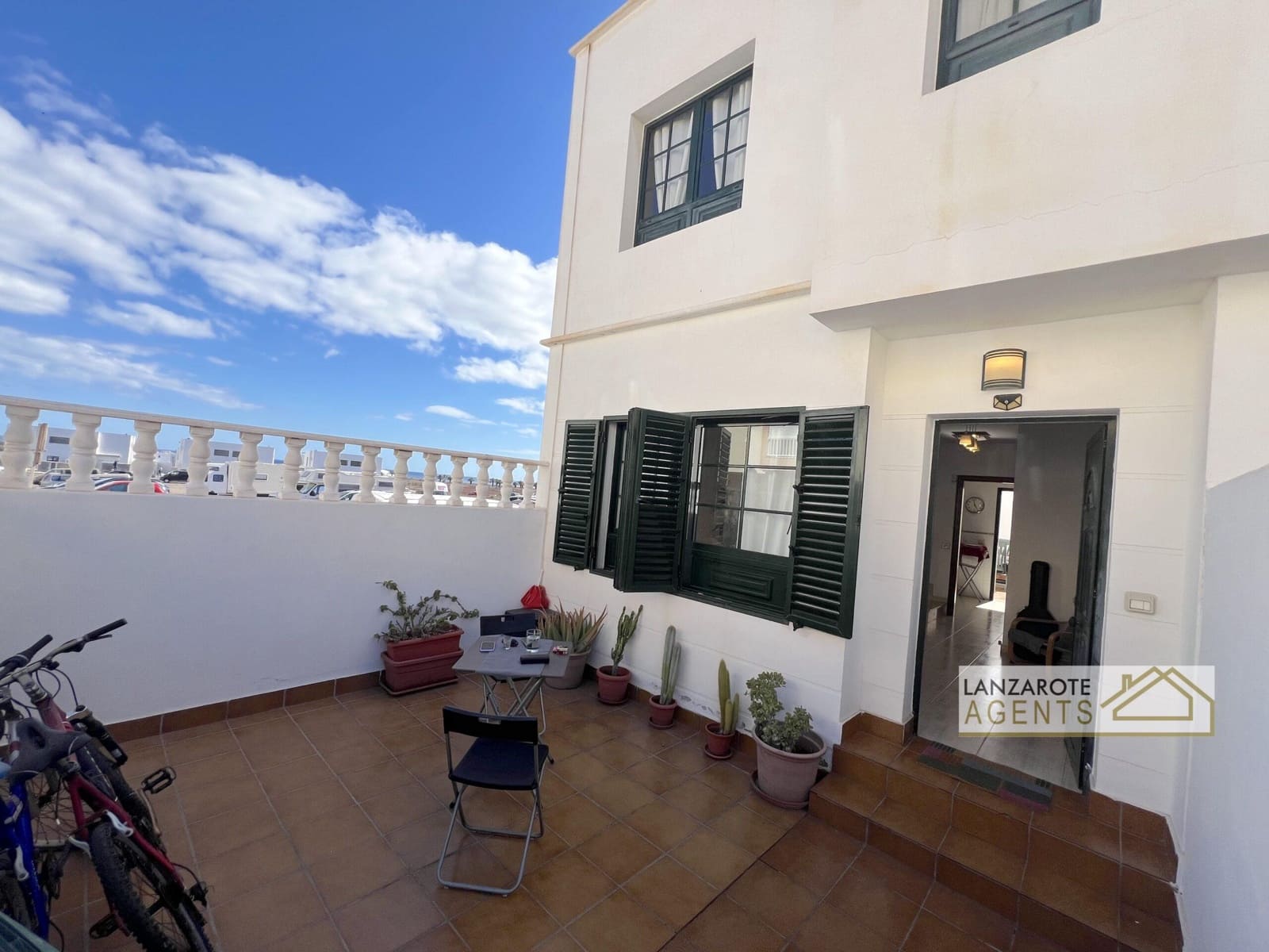 3 chambre Maison de Ville à vendre à Arrecife avec garage - 345 000 € (Ref: 9799974)