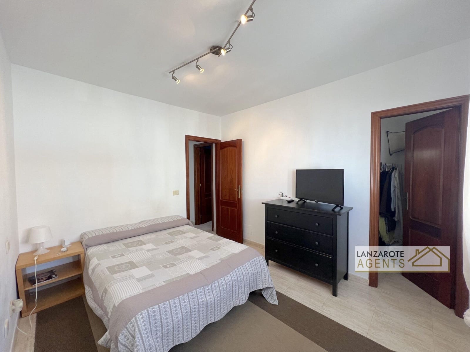 3 chambre Maison de Ville à vendre à Arrecife avec garage - 345 000 € (Ref: 9799974)