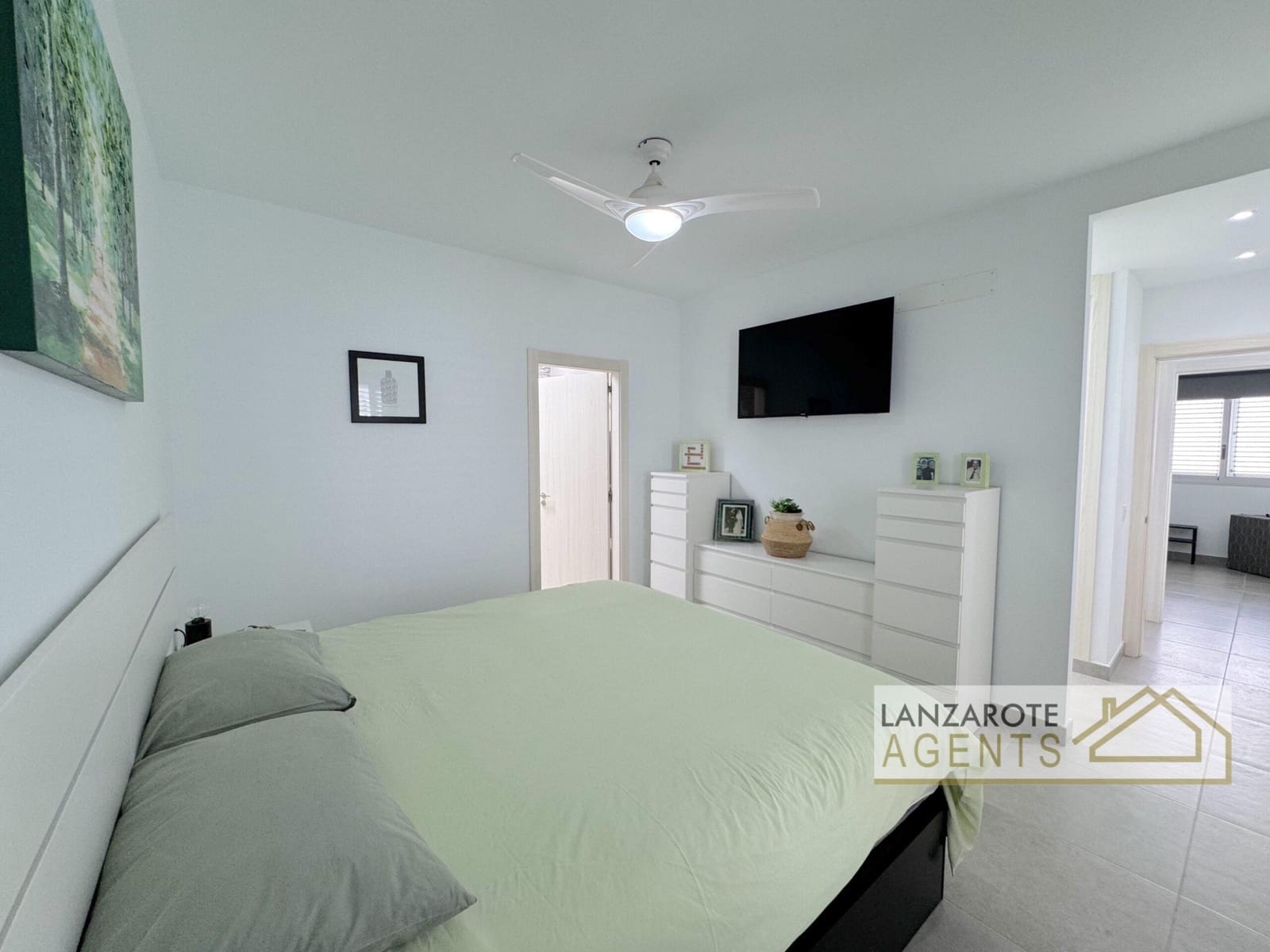 3 makuuhuone Huvila myytävänä paikassa Playa Blanca - 395 000 € (Ref: 9807003)