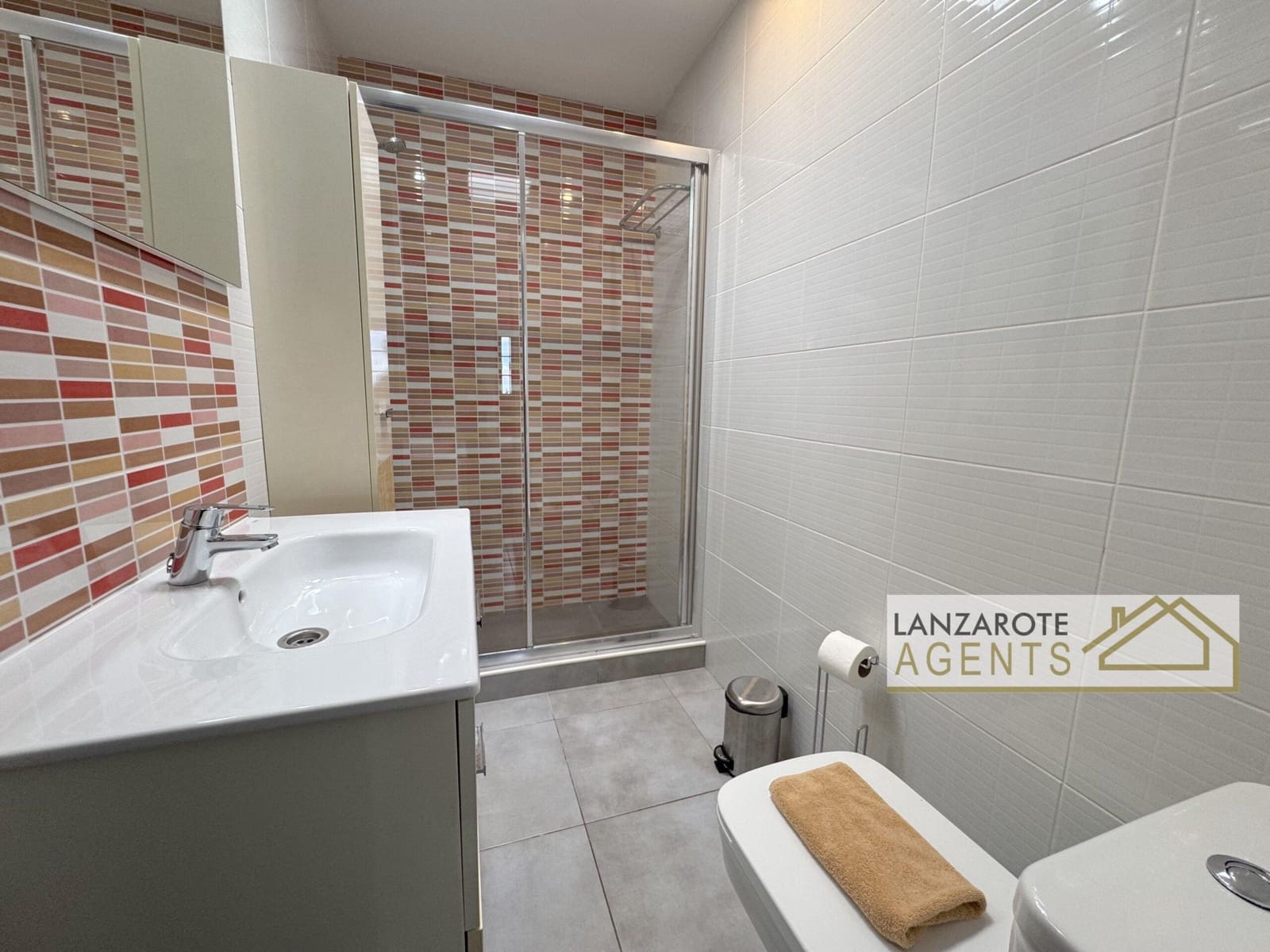 2 bedroom Bungalow for sale in Playa Blanca - € 395,000 (Ref: 9809414)