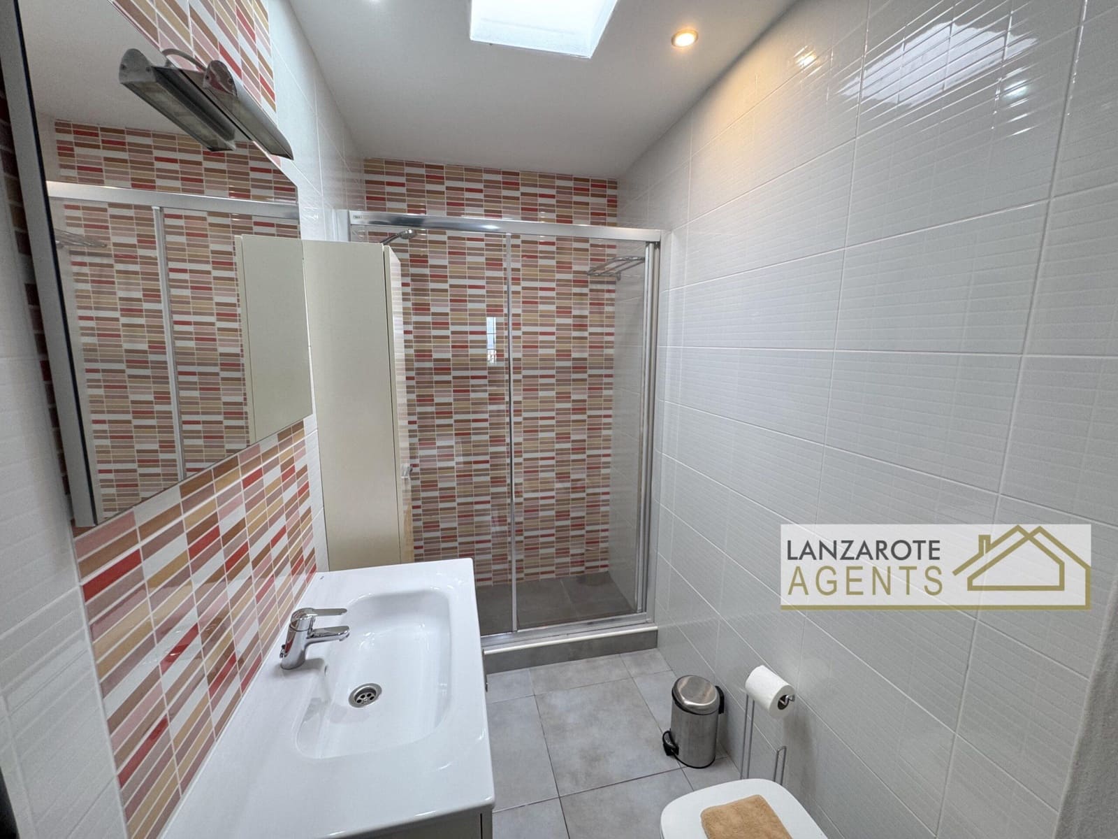 2 bedroom Bungalow for sale in Playa Blanca - € 395,000 (Ref: 9809414)