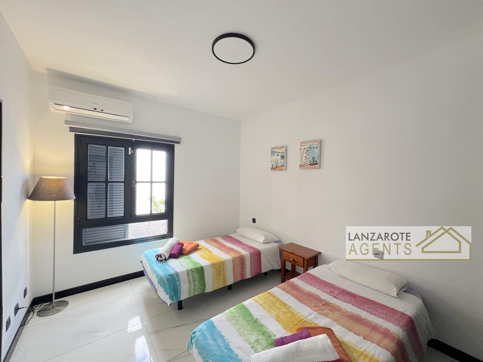 3 bedroom Villa for sale in Playa Blanca with pool - € 570,000 (Ref: 9839843)