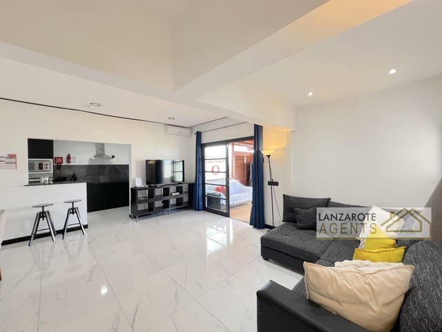 3 Zimmer Villa zu verkaufen in Playa Blanca, Yaiza mit Pool - 570.000 € (Ref: 9839843)