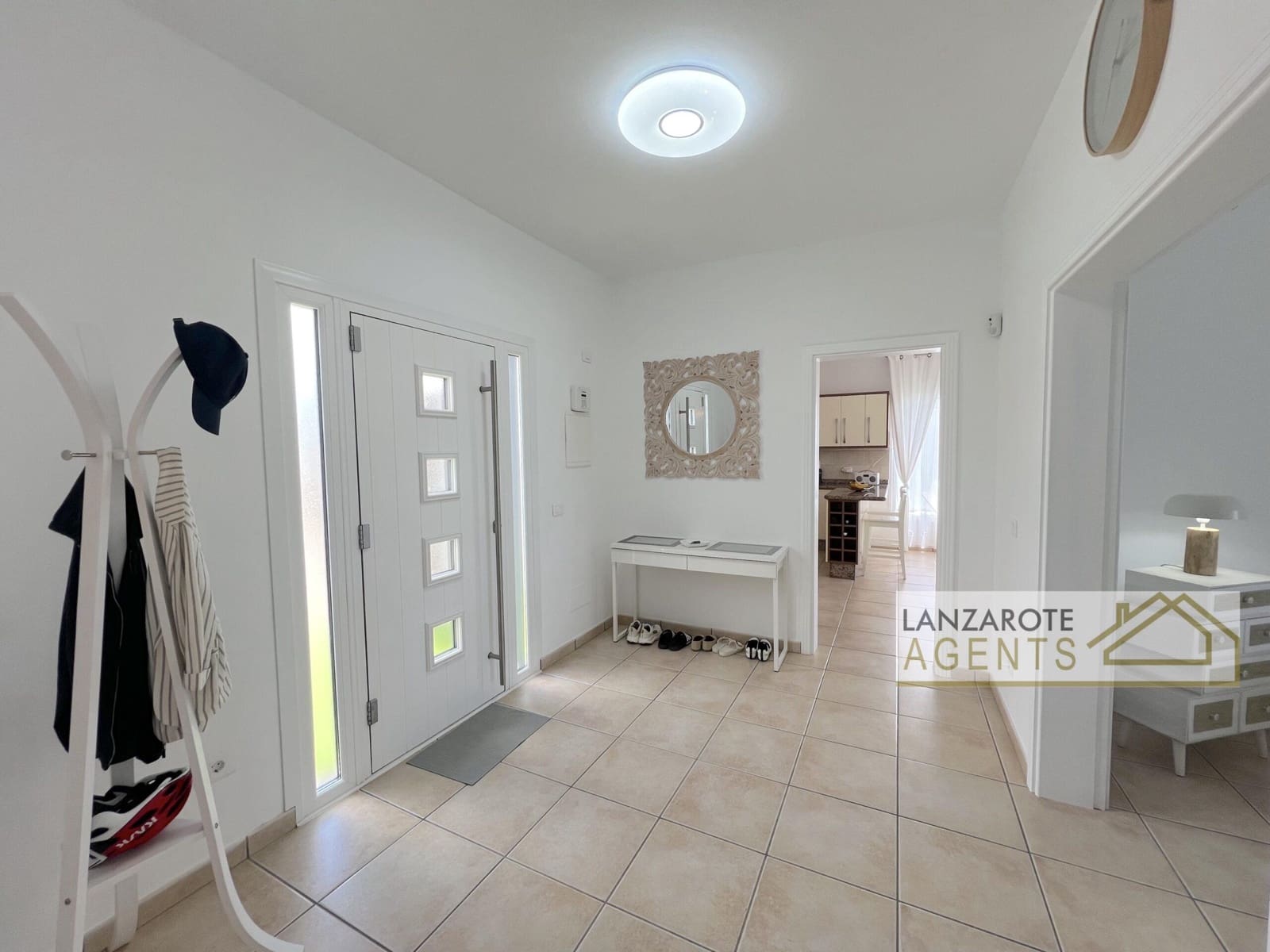 3 bedroom Villa for sale in Las Brenas with pool garage - € 775,000 (Ref: 9853038)
